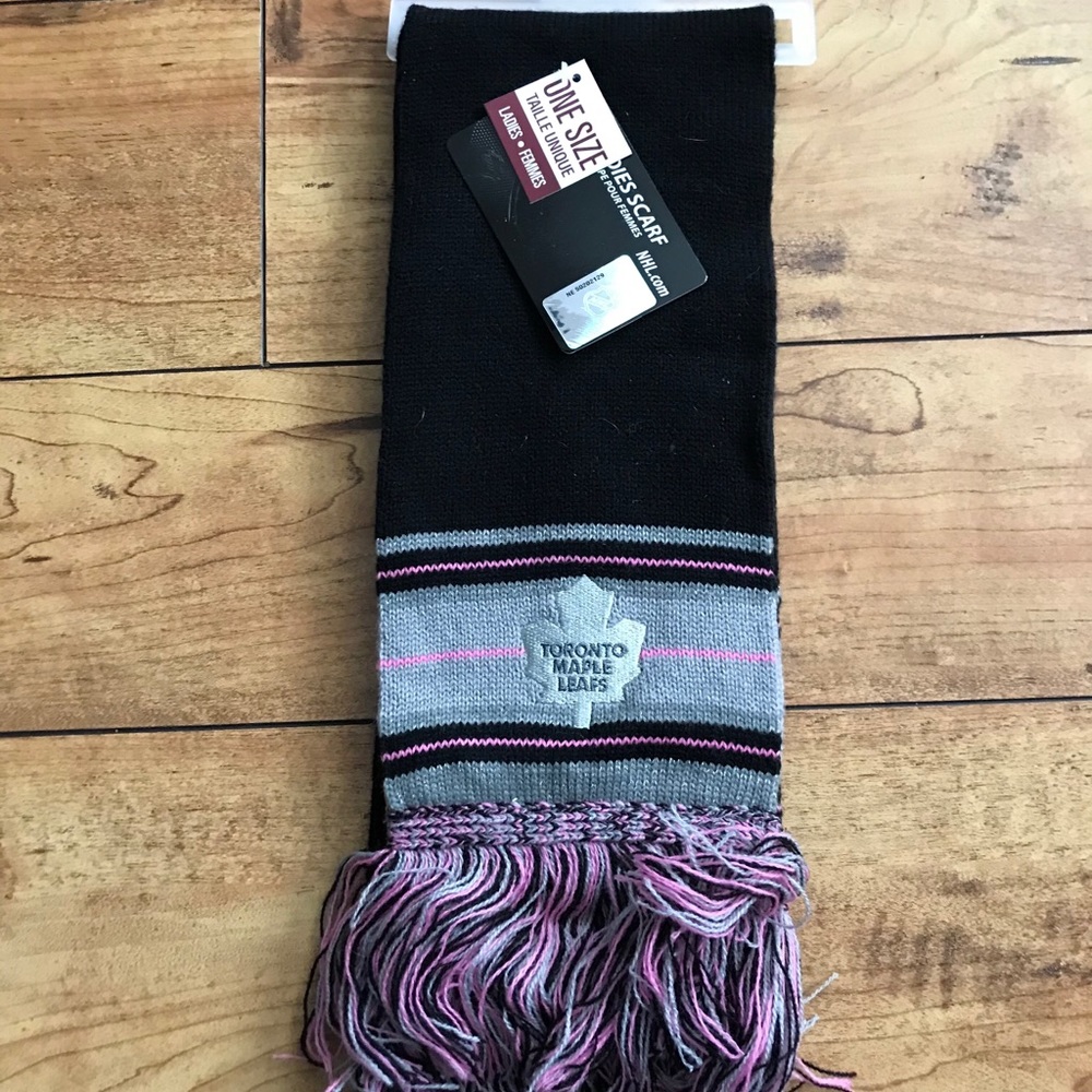 🏒Toronto Maple Leafs Scarf🏒